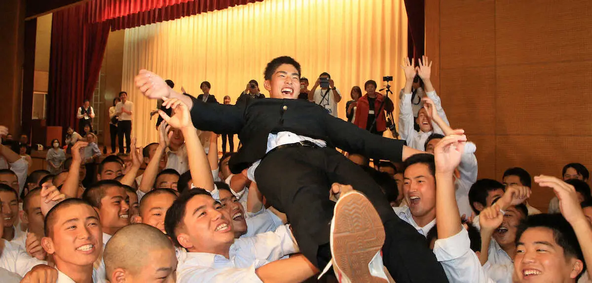 【画像・写真】日本ハム4位指名　前橋商・清水「いずれ球界を代表するような投手に」左膝半月板損傷の大ケガ乗り越えた