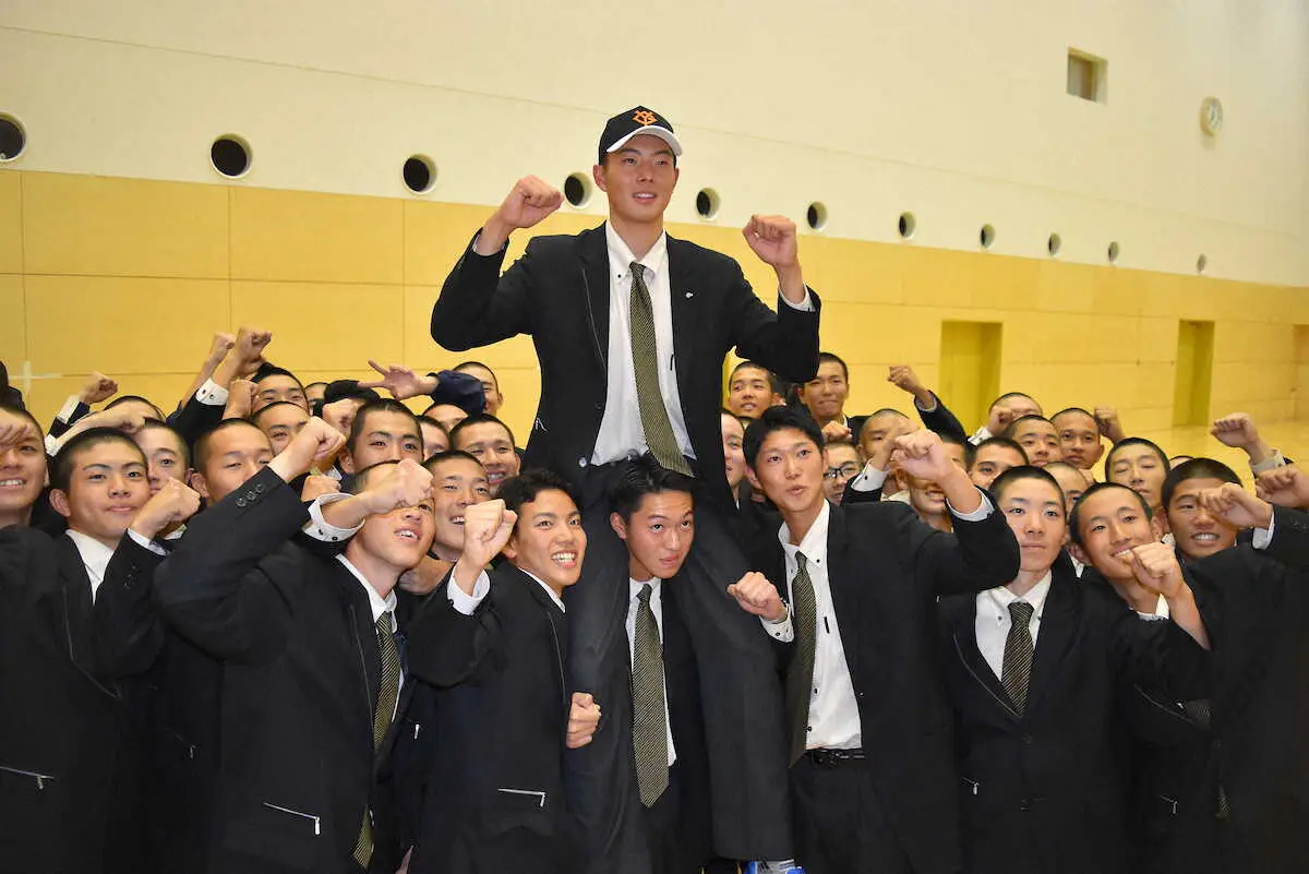 【画像・写真】巨人4位指名「北星のジュウザ」北星学園大付・石田充冴　オリックス・ラオウと対戦希望