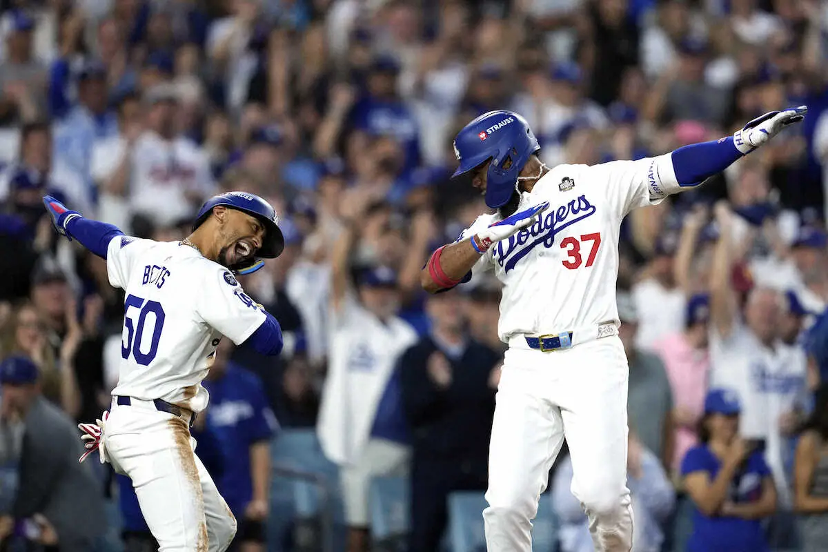 【画像・写真】「皆で力を合わせて…」ベッツは大谷翔平の負傷に顔を曇らせる　好投した山本には「素晴らしかった。誇り」