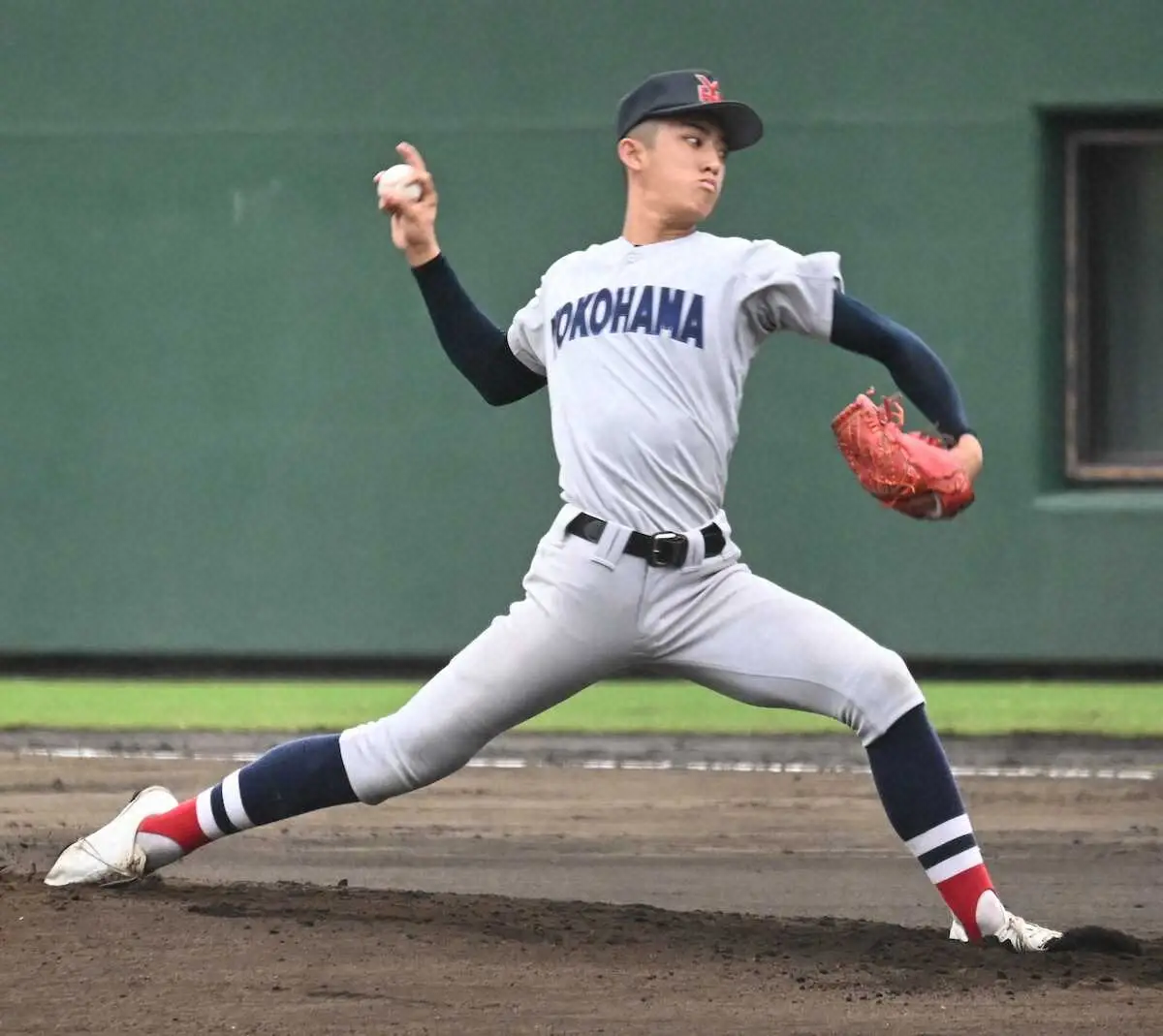 【画像・写真】横浜が選抜当確　最速151キロの1年右腕・織田翔希2安打完封　東農大二は92年以来の選抜当確ならず