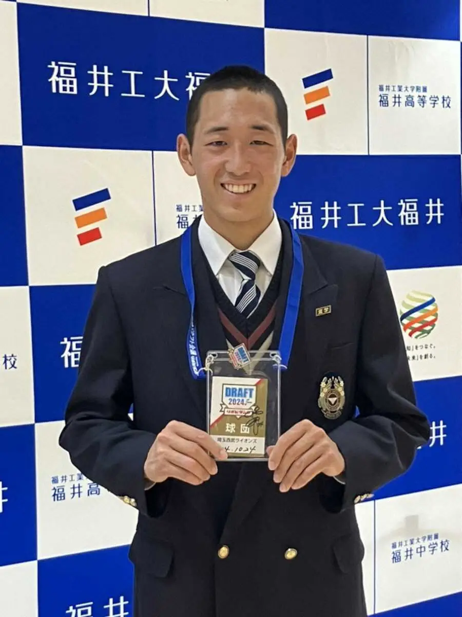 【画像・写真】西武ドラフト5位・篠原響に指名あいさつ「投げっぷりに惚れたと言っていただきました」