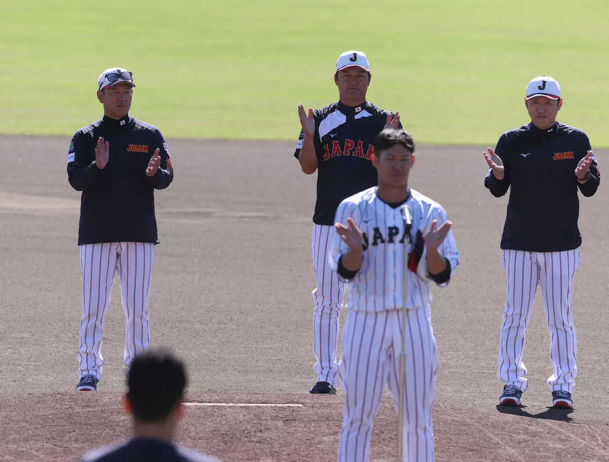 【画像・写真】侍・井端監督　8日合流ハマのガッツマン桑原に期待！日本SのMVPの次は「世界シリーズ」MVP獲れる