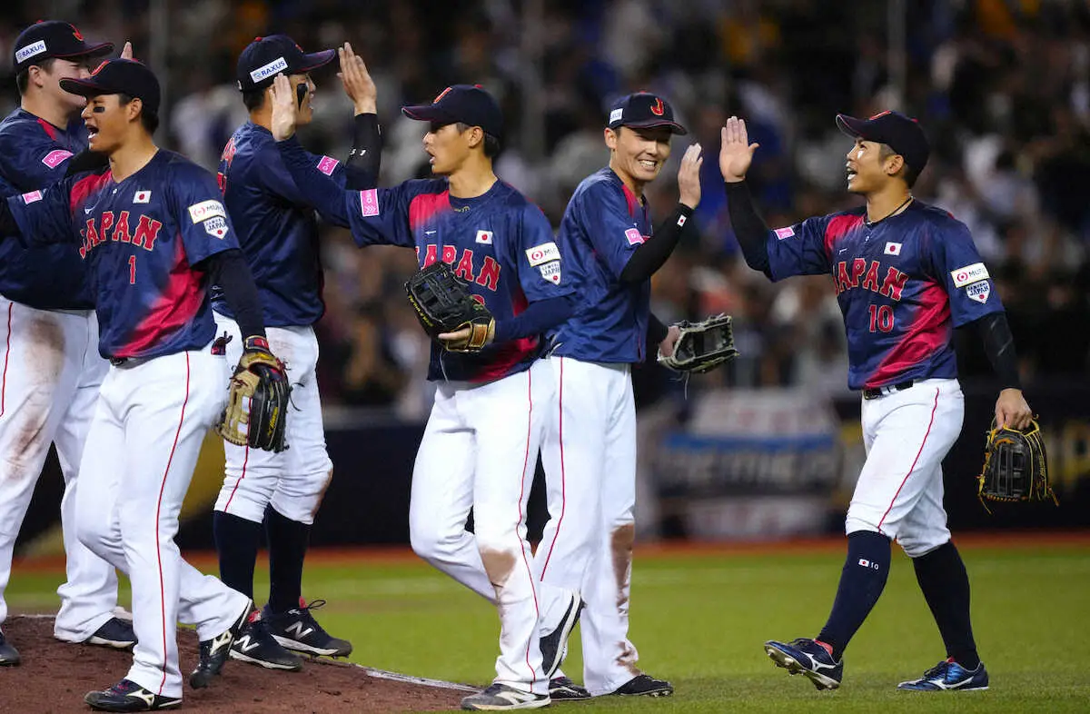 【画像・写真】侍ジャパン・桑原　気迫のヘッスラ「ヘッドが速いというのは今年1年学べたので」コーチにも感謝