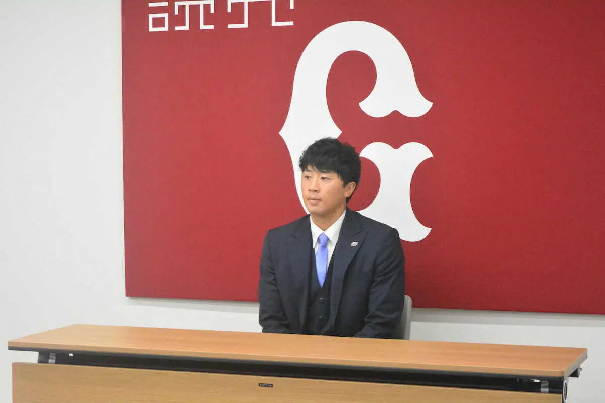 【画像・写真】右肘手術の巨人・直江は育成選手として再出発　背番号054