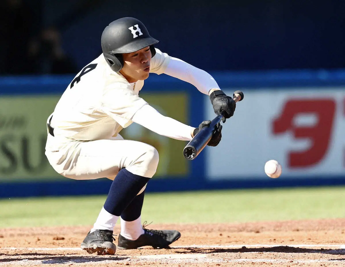 【画像・写真】甲子園7度Vの広島商が神宮4強　意外や意外の初神宮、伝統のスクイズで加点に「予想していた」