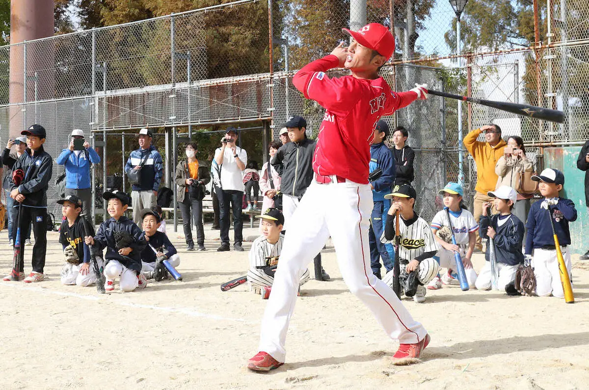 【画像・写真】ロッテのドラ6立松「石伊（中日4位指名）に聞きながら捕手の練習を…」汎用性の高さで好機つかむ