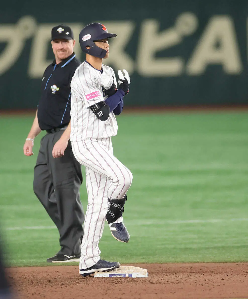 【画像・写真】【プレミア12】辰己涼介　ダメ押し2点二塁打！「最後で結果を残すのが主人公」決勝“主役”に自信