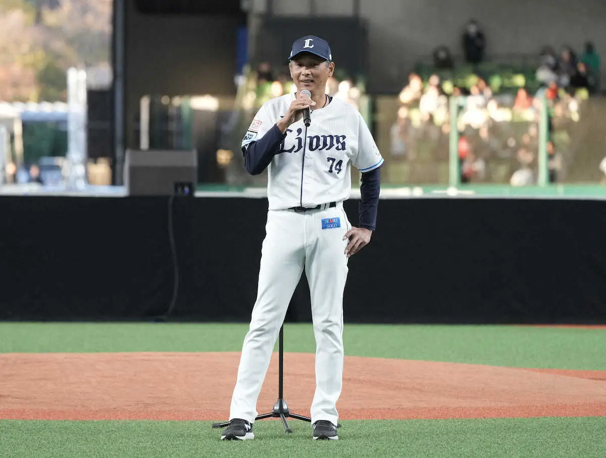 【画像・写真】西武・西口新監督が来季開幕投手は「今井で行きます」ファンの前で指名　オリ宮城に続く異例の早期公表