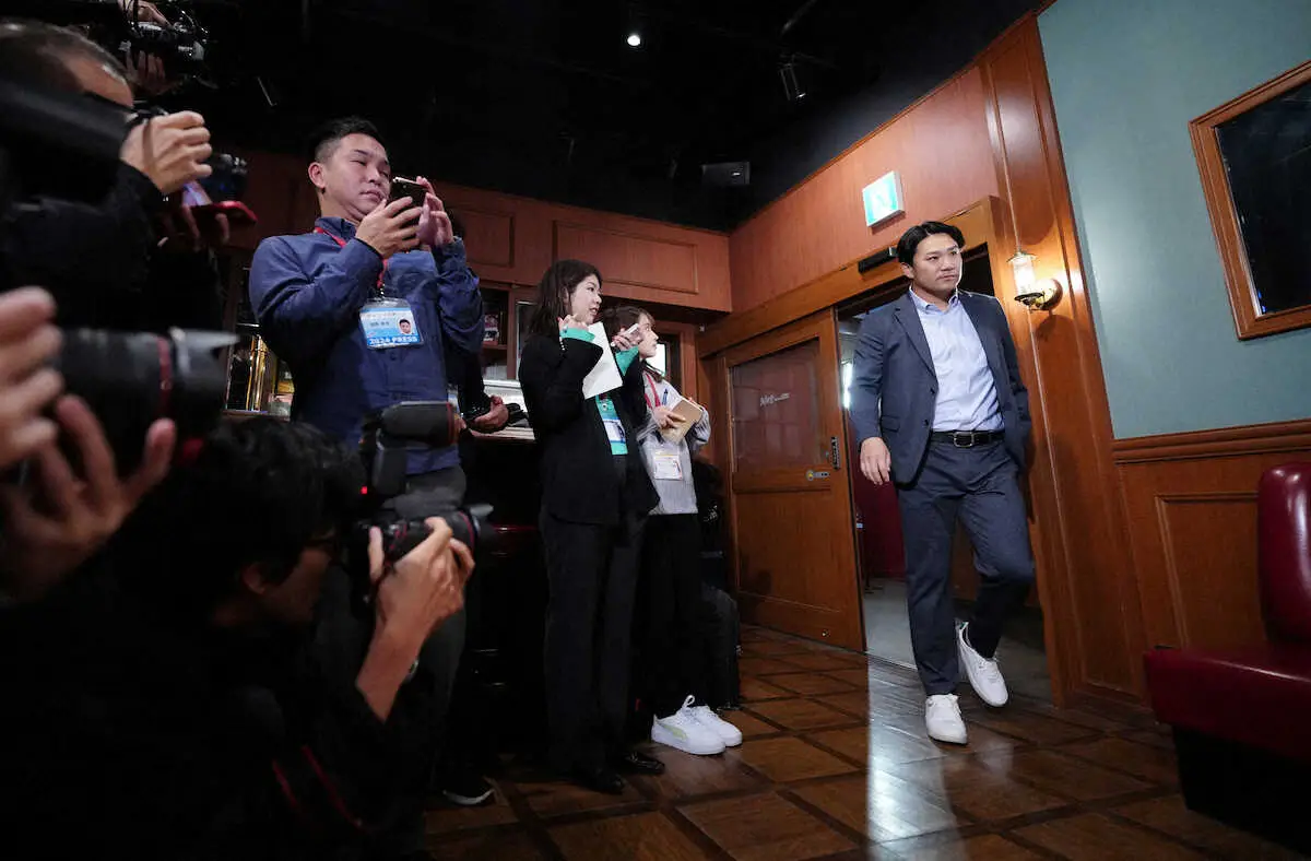 【画像・写真】楽天・田中将大、退団理由激白「居場所がない」　3年連続減額制限超え提示も金額ではなく「やりがい」