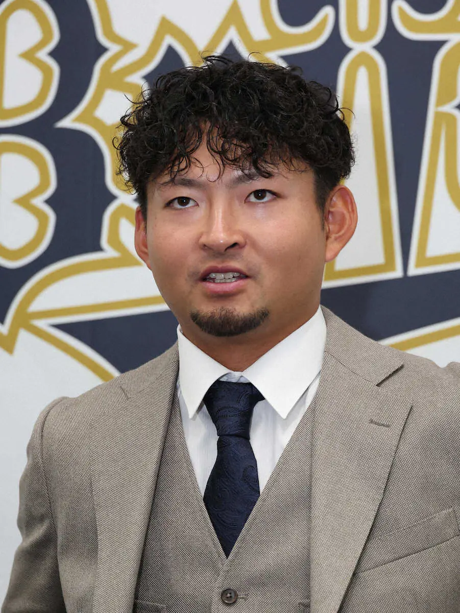 【画像・写真】オリックス・小木田が600万円ダウンの3000万円でサイン　“小木田世代”の逆襲誓う
