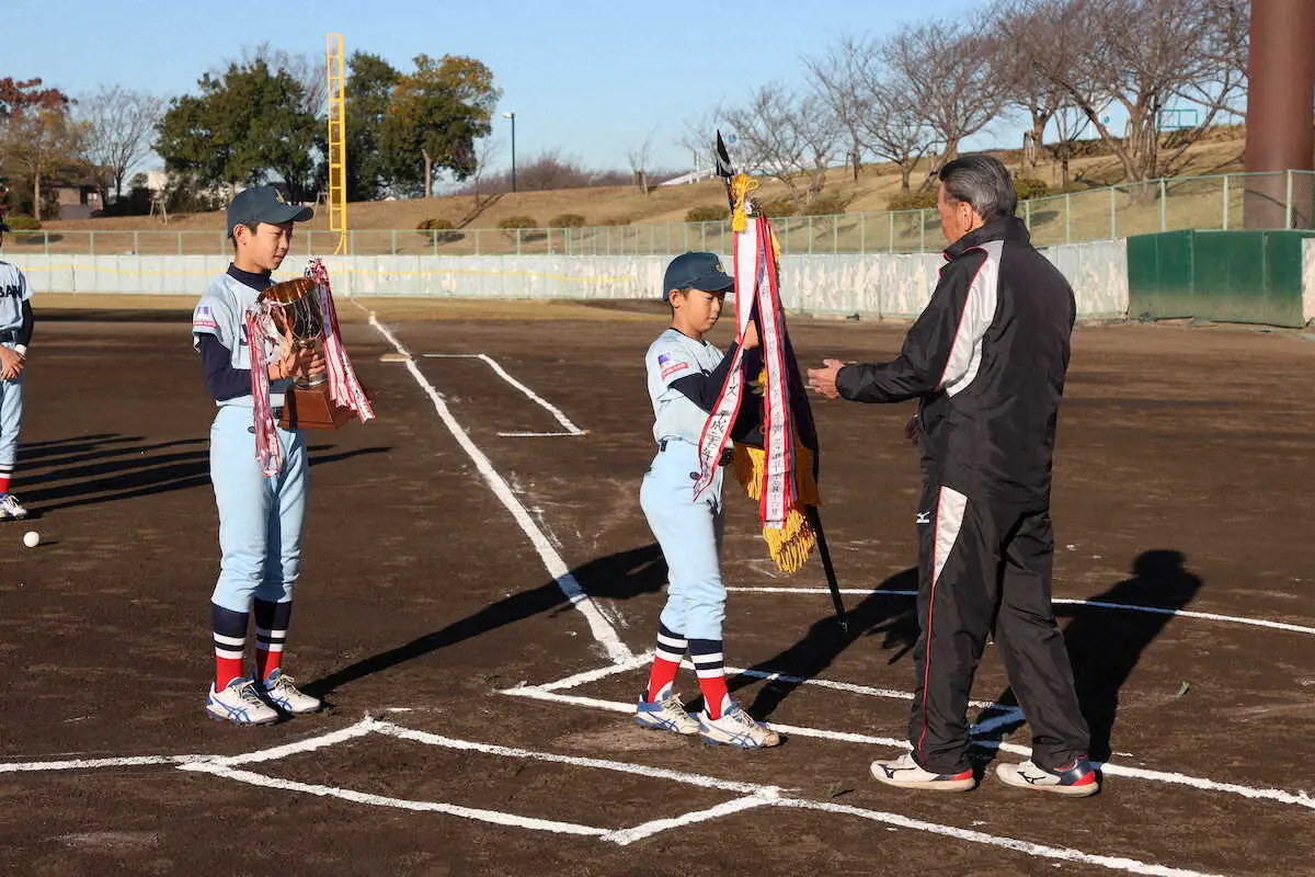 【画像・写真】木内旗少年野球大会が開幕　取手二OBら教え子たちによる野球教室も開催