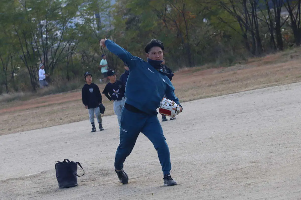 【画像・写真】阪神・西純「行って良かった」動作解析で大収穫!　フォーム改善の鍵は“下半身との連動”