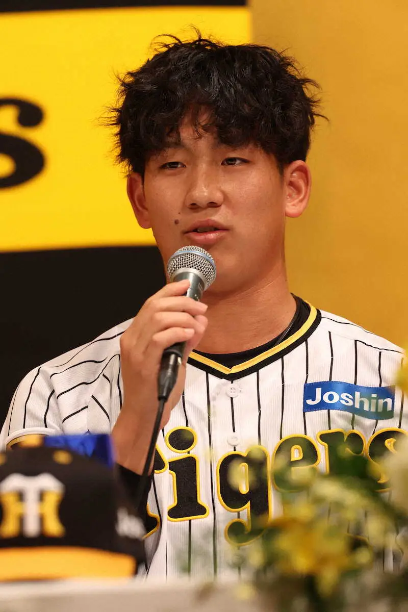 【画像・写真】阪神・伊原は背番号18　「エースナンバーに恥じないプレーを」