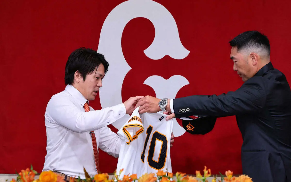 【画像・写真】甲斐拓也　入団の決め手は阿部監督の殺し文句「10番を受け継いでほしい」に「重くのしかかる言葉」