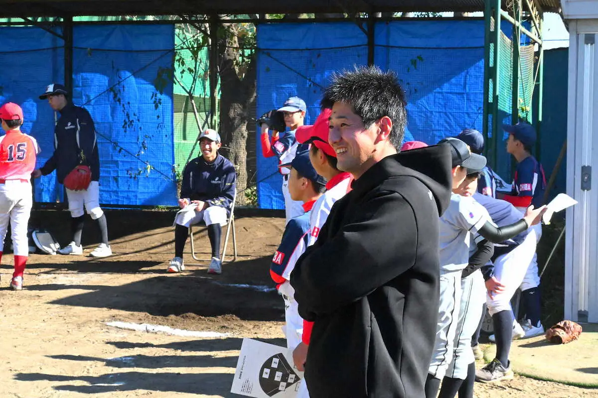 【画像・写真】幕張総合の野球交流会が小学生100人超参加の大盛況　村山亮介、早坂響がロッテ入りした千葉の公立校