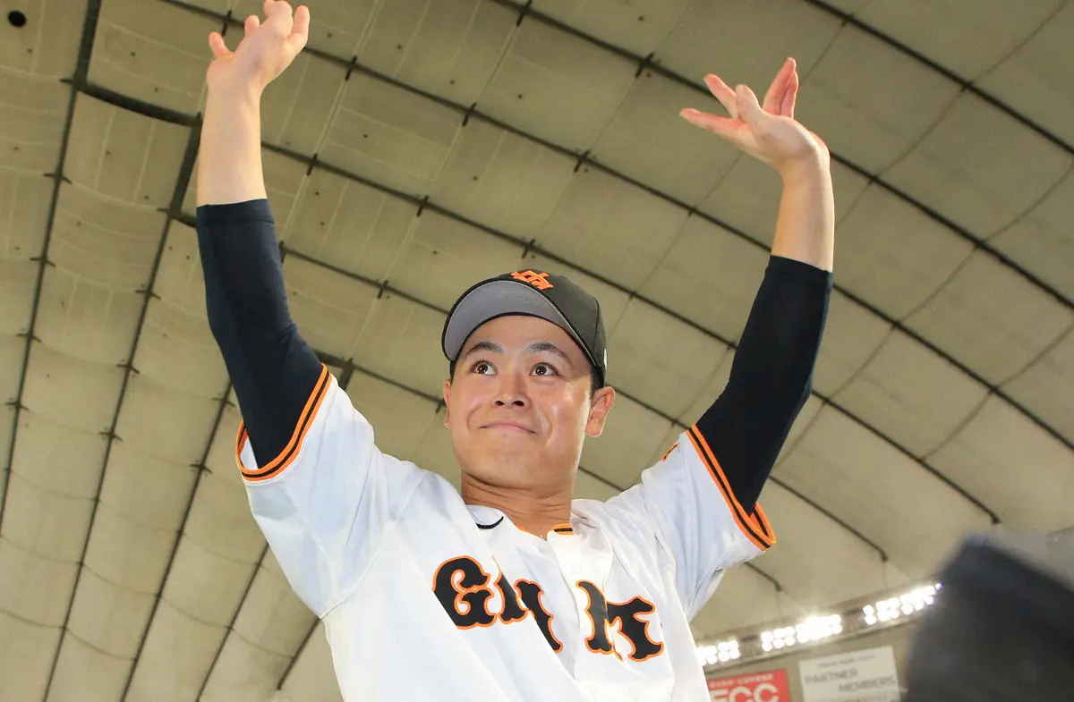 【画像・写真】調子に乗った？巨人・中山礼都を先輩たちがバッサリ！　坂本「えらそうに」岡本和「アイツ良くない」