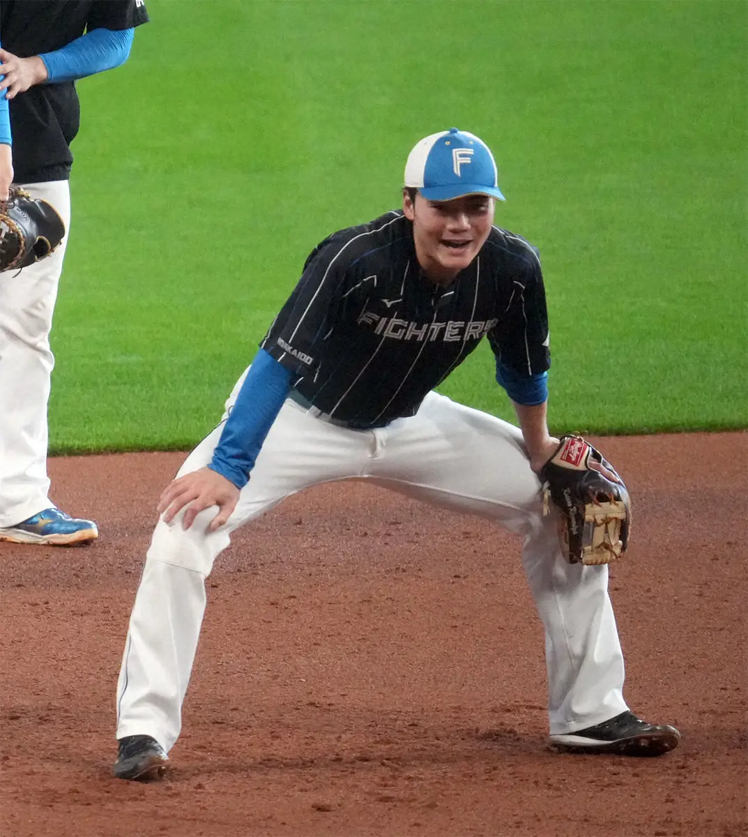 【画像・写真】日本ハム　練習用ユニホーム新調　暑さ対策白基調に変更、沖縄での春季キャンプから導入