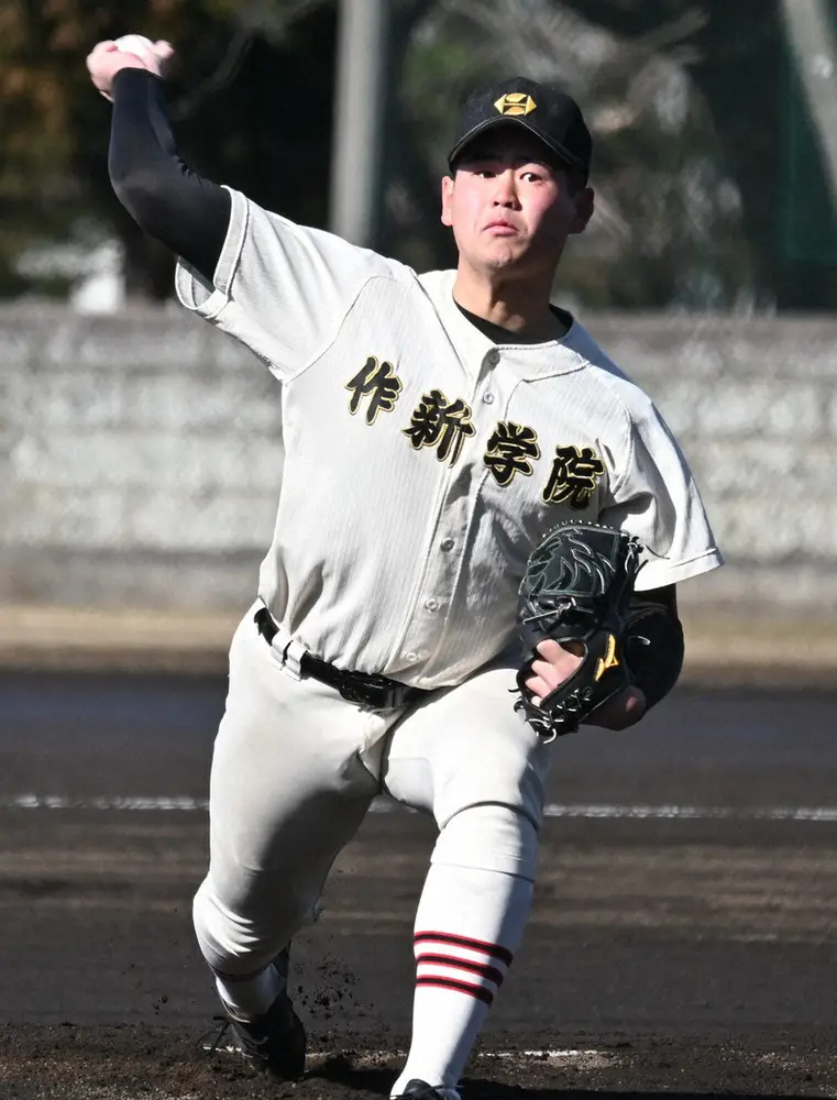 【画像・写真】作新学院の小川哲平