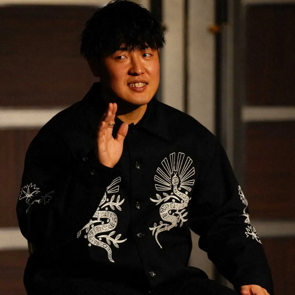 【画像・写真】巨人・岡本　エールにタジタジも…「勝って喜びたいし、皆さんを喜ばせたい」