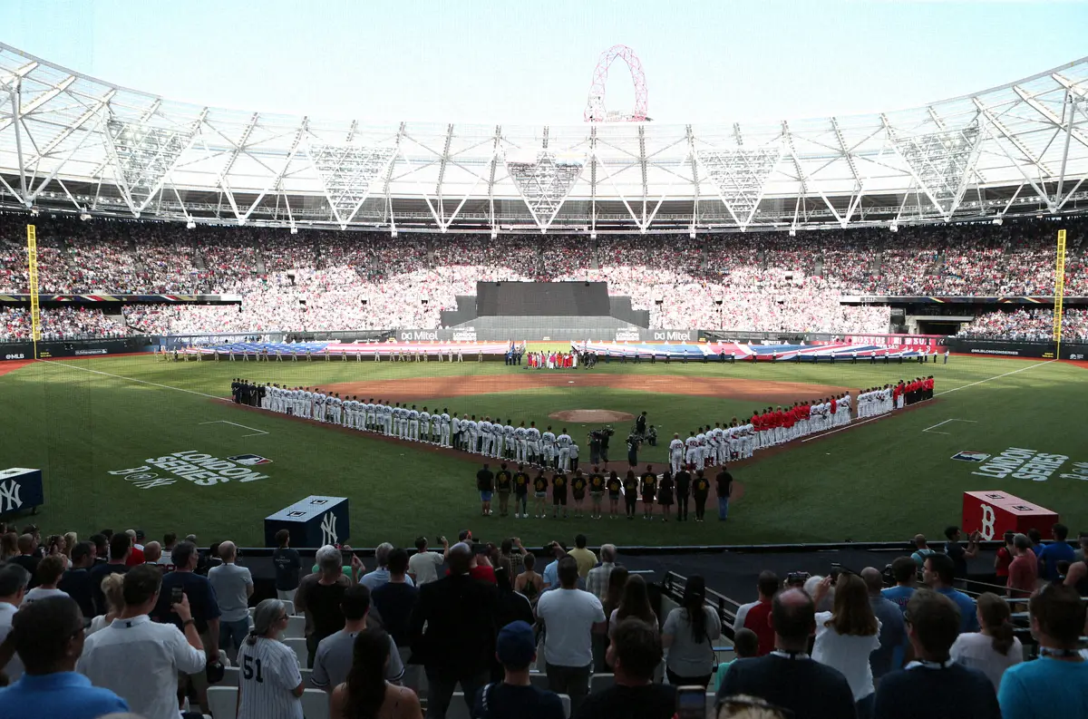 【画像・写真】19年、ロンドンで行われたMLBの試合