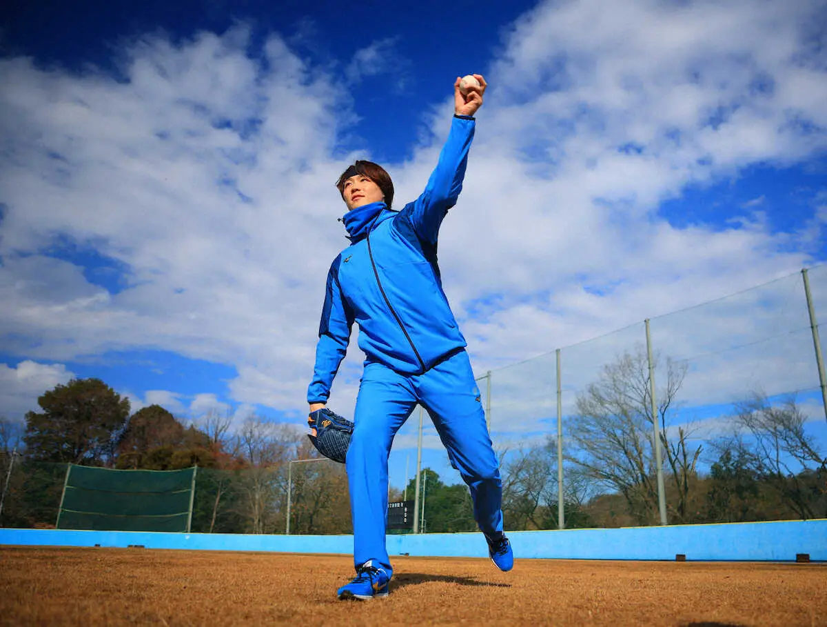 【画像・写真】＜日本ハム・山崎福　自主トレ公開＞自主トレを公開した日本ハム・山崎福　（撮影・白鳥　佳樹）