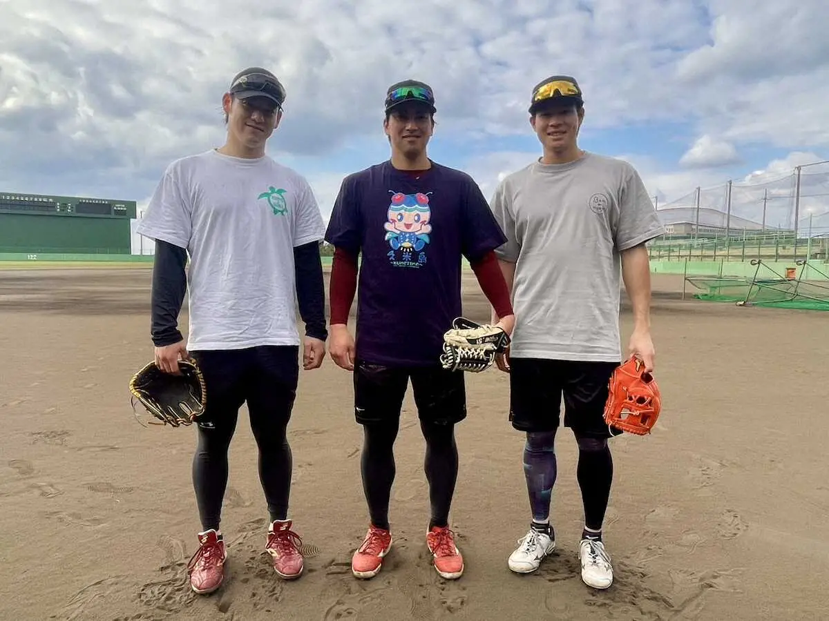 【画像・写真】楽天・小郷　沖縄自主トレでインナーマッスル強化「体をいじめ抜いている」