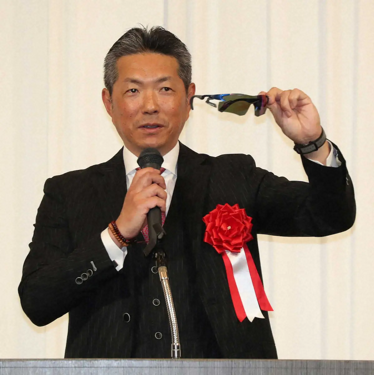 【画像・写真】ソフトバンク小久保監督“サバイバル”ゴング　新加入3投手起用構想明かした