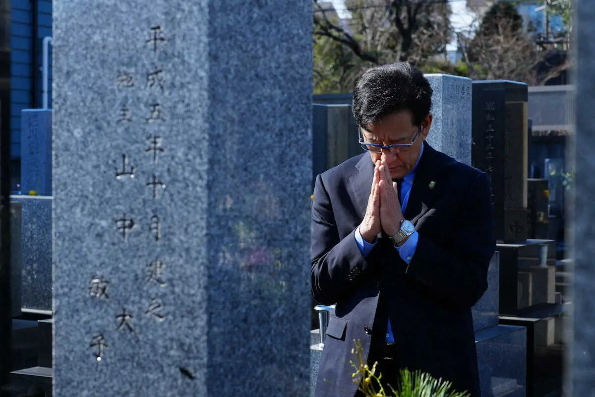 【画像・写真】日本ハム・栗山CBOが名将・三原氏の墓参り「これからの野球界をどうするか“そういう発想を持て”と…」