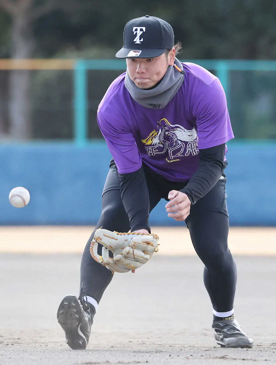 【画像・写真】阪神・川原「多くの話が勉強になっています」岩崎先輩に追いつけ追い越せ