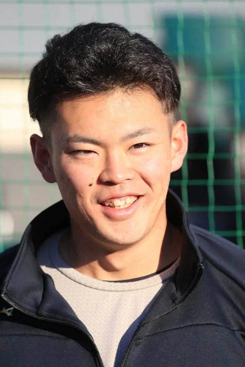 【画像・写真】巨人新人で唯一の1軍スタート…ドラ3荒巻が高橋由伸氏に投げかけた唯一の質問とは