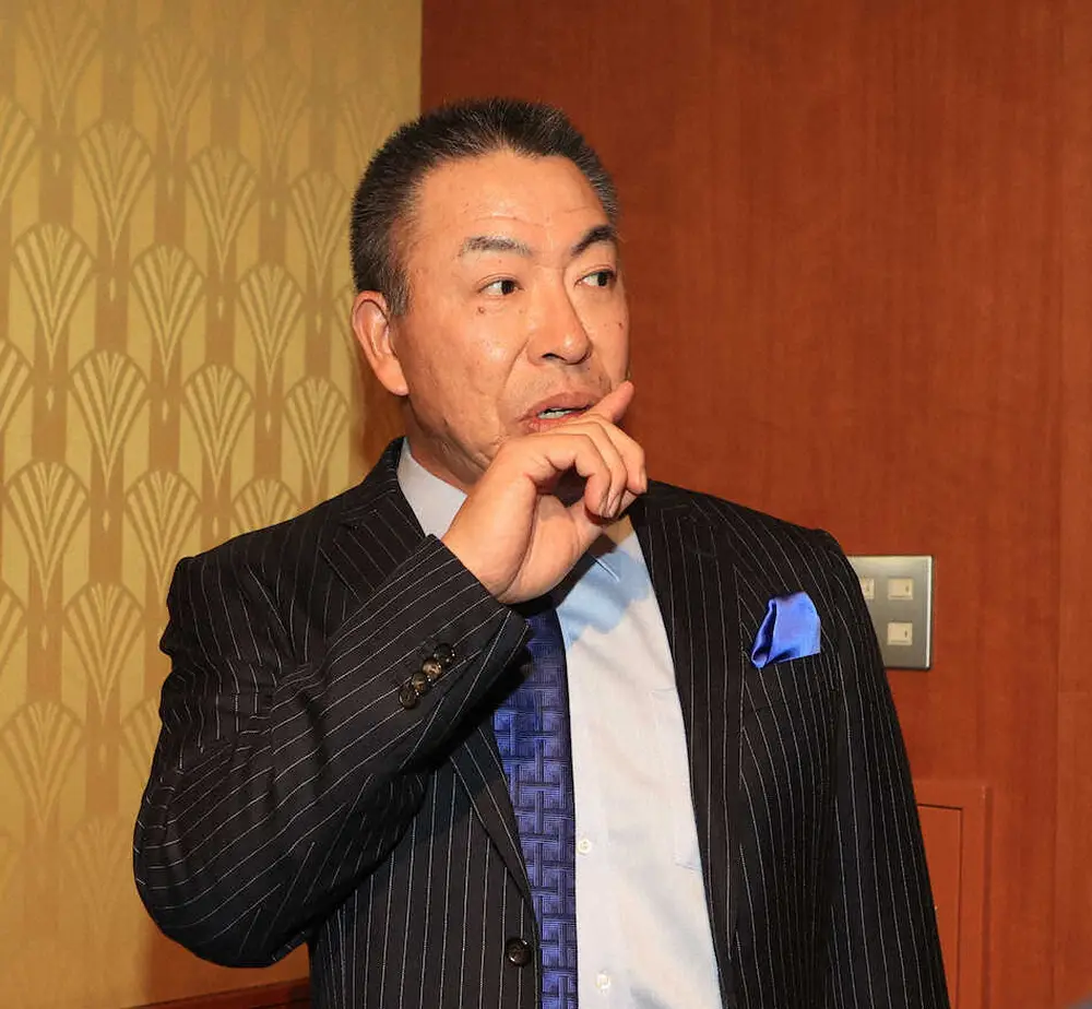 【画像・写真】中日・井上監督　ナショナルズ入りの小笠原に辛口エール「中途半端なことにならないように」