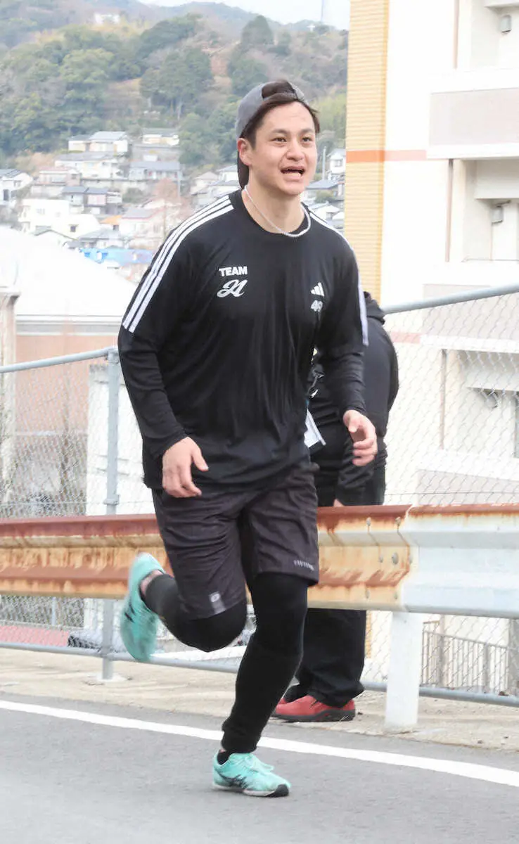 【画像・写真】阪神・大竹、充実の和田塾完走　1・5倍ランに「足パンパン…」　宜野座で重宝予定の秘密兵器も紹介