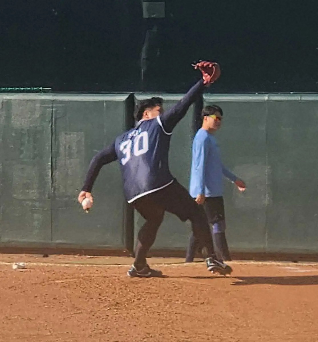 【画像・写真】ヤクルトドラ3・荘司宏太　1軍キャンプ参加で持って行くものは…「“熱い気持ち”を持っていく」と宣言