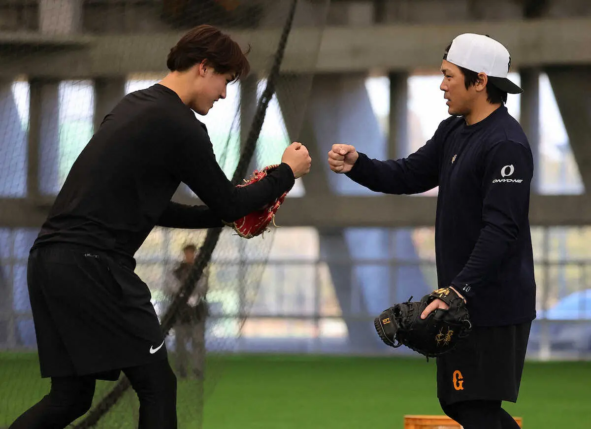 【画像・写真】巨人の甲斐　初日からヤングG投手陣受け「いい一日」　始動に「これから」