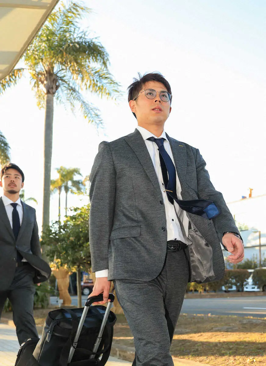 【画像・写真】オリックス・若月　森との定位置争いへ昨季終盤から取り組む打撃フォームに手応え「もう一回信頼を…」