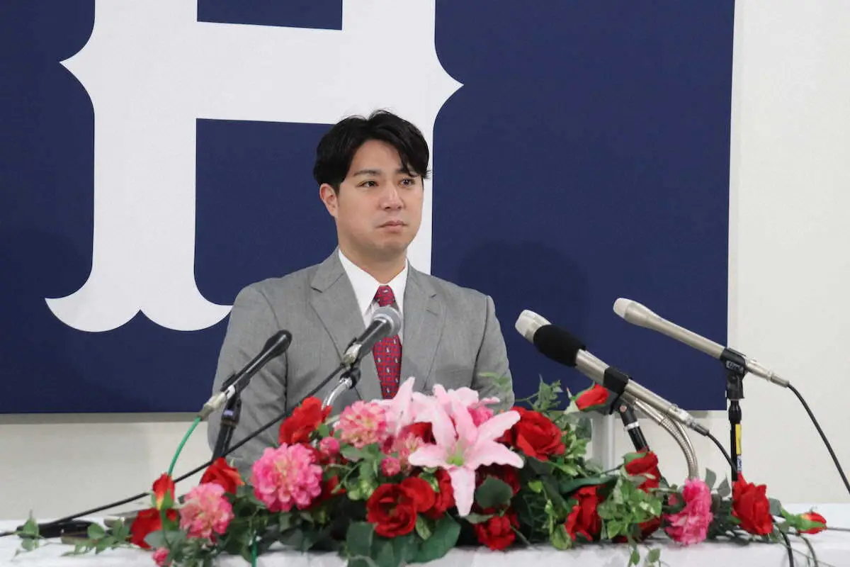 【画像・写真】広島・野村3軍投手コーチ結婚発表　昨年末に30代一般女性と「明るく温かい家庭を」