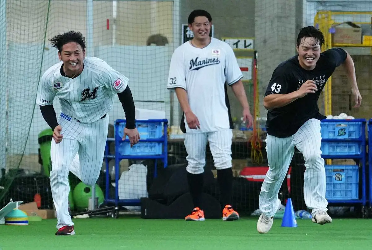 【画像・写真】ロッテ吉井監督　初キャンプの新人野手3人に合格点「良いスタートが切れた」