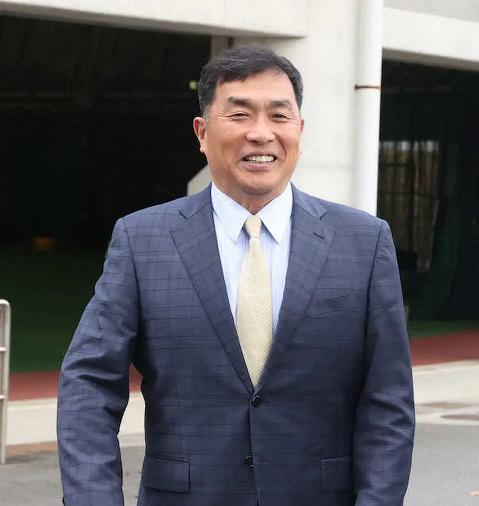 【画像・写真】阪神ドラフト1位・伊原に山本昌氏がうなった！「先発でも中継ぎでもいける」長寿投手への金言も