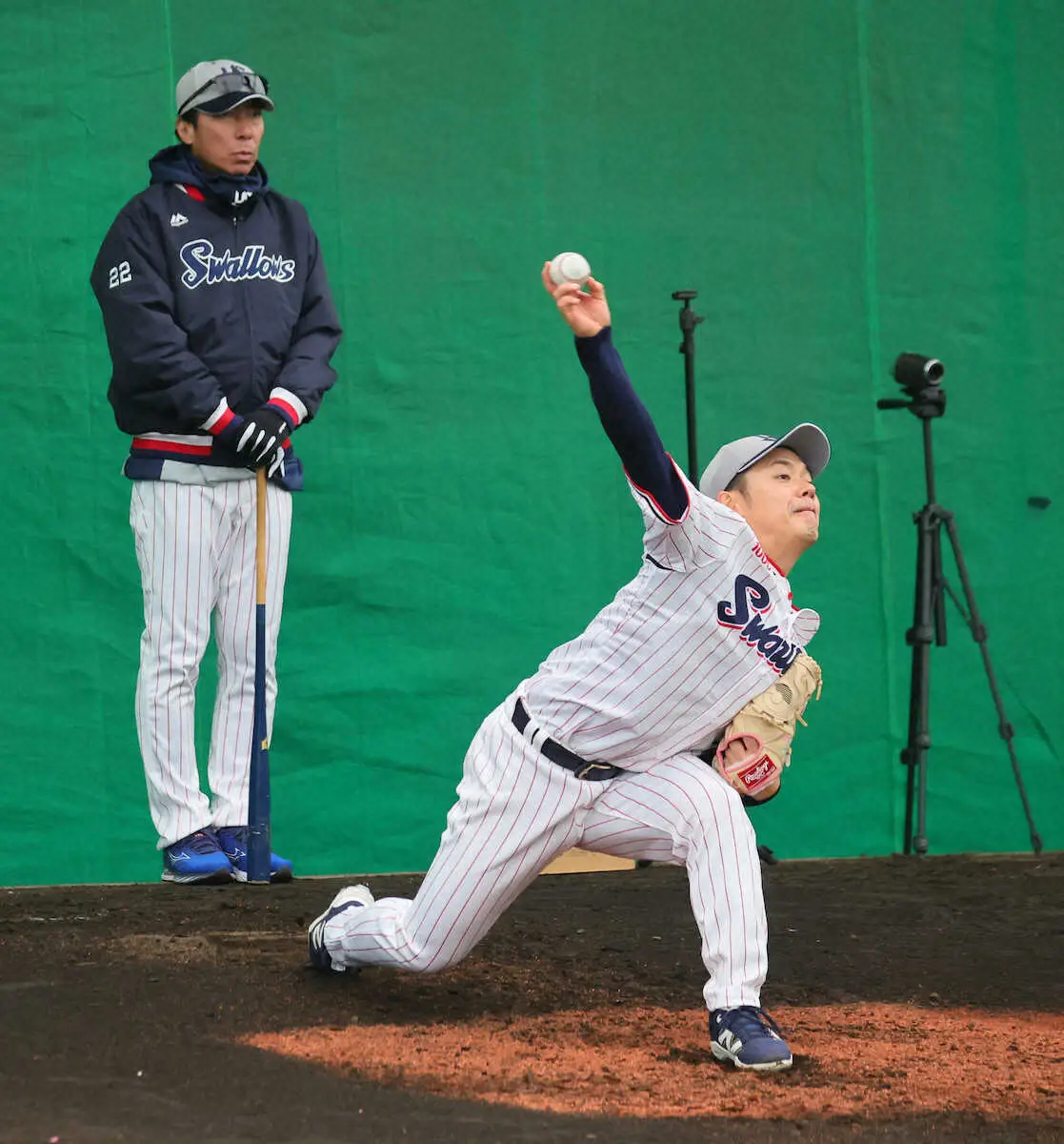 【画像・写真】ヤクルト・小川　復活へ今キャンプ最多100球　高津監督＆古田氏からの助言生かす