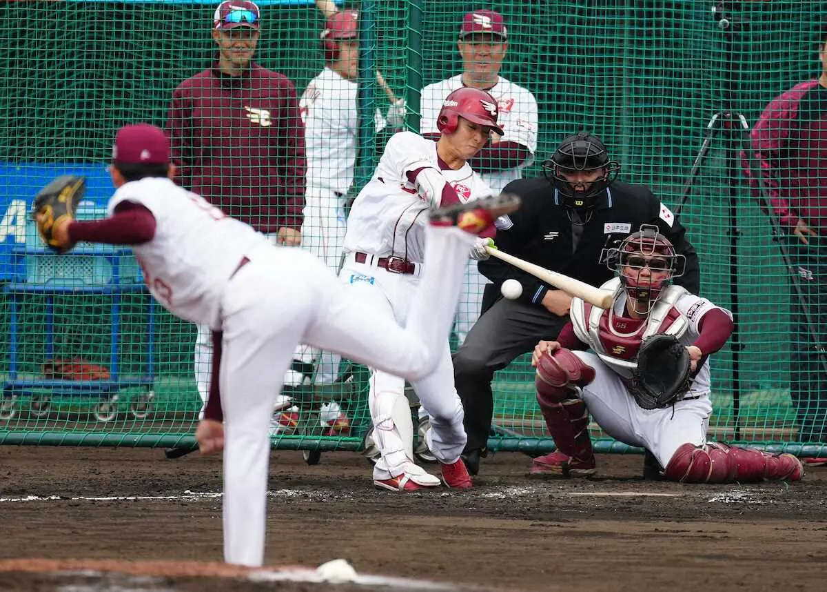 【画像・写真】楽天・宗山がシート打撃で実戦形式初安打の右前打　遊撃守備では5個の併殺を完成