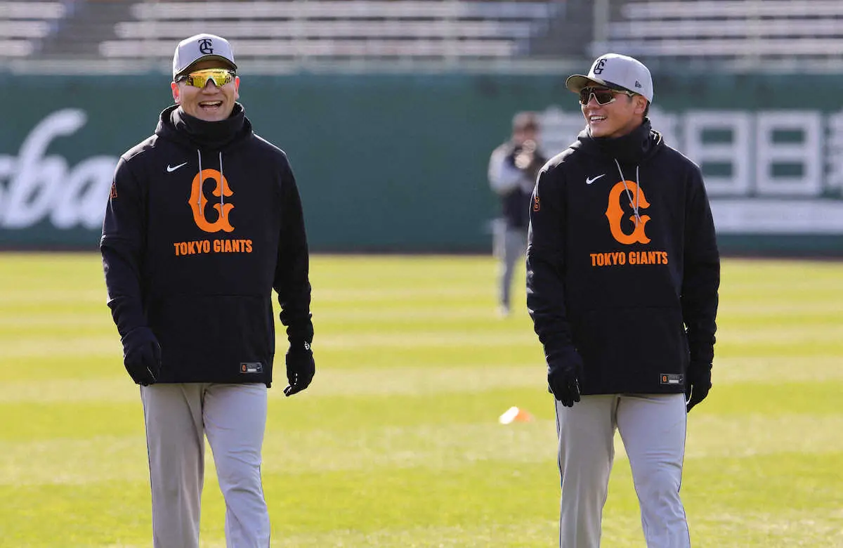 【画像・写真】巨人・田中将大　今キャンプ初めて座った捕手に43球　防具は着けず　フォーム確認「いい方向に…」