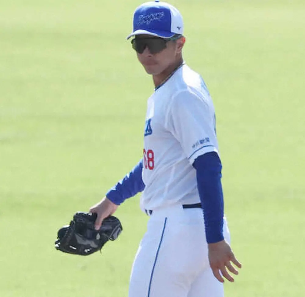 【画像・写真】中日・福永　シート打撃で今春“チーム1号”「良い感じで回れた」正二塁手獲り猛アピール