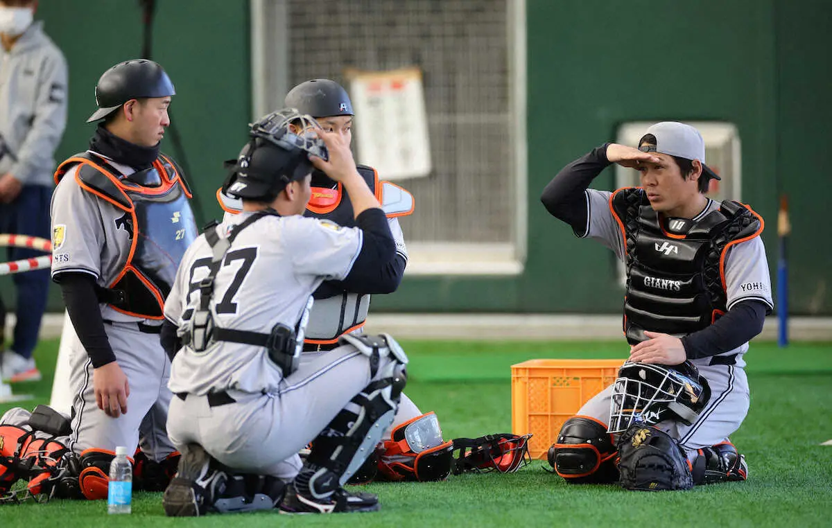 【画像・写真】巨人・阿部監督　甲斐に求めるものは「安心感」と“化学反応”　田中将大には「兄貴的存在」「2桁」