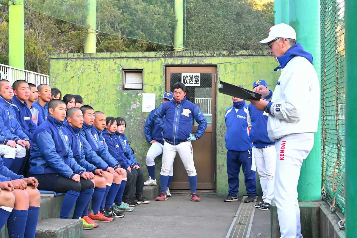 【画像・写真】健大高崎・佐藤龍月が選抜甲子園メンバー最終候補25人入り　エース石垣撃ちに青柳監督「存在感ある」