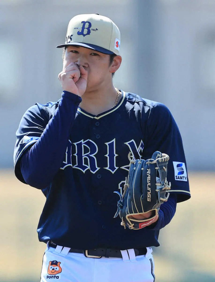 【画像・写真】オリ・舜平大　今春初実戦形式登板もアクシデント　右手中指の爪割れ予定投球数前に降板