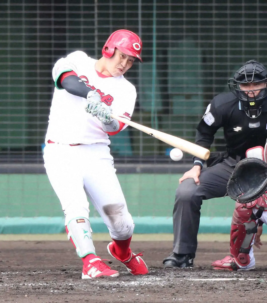 【画像・写真】広島・小園が今春対外試合初出場で存在感「成長できたかな」　追い込まれても慌てず2安打1打点