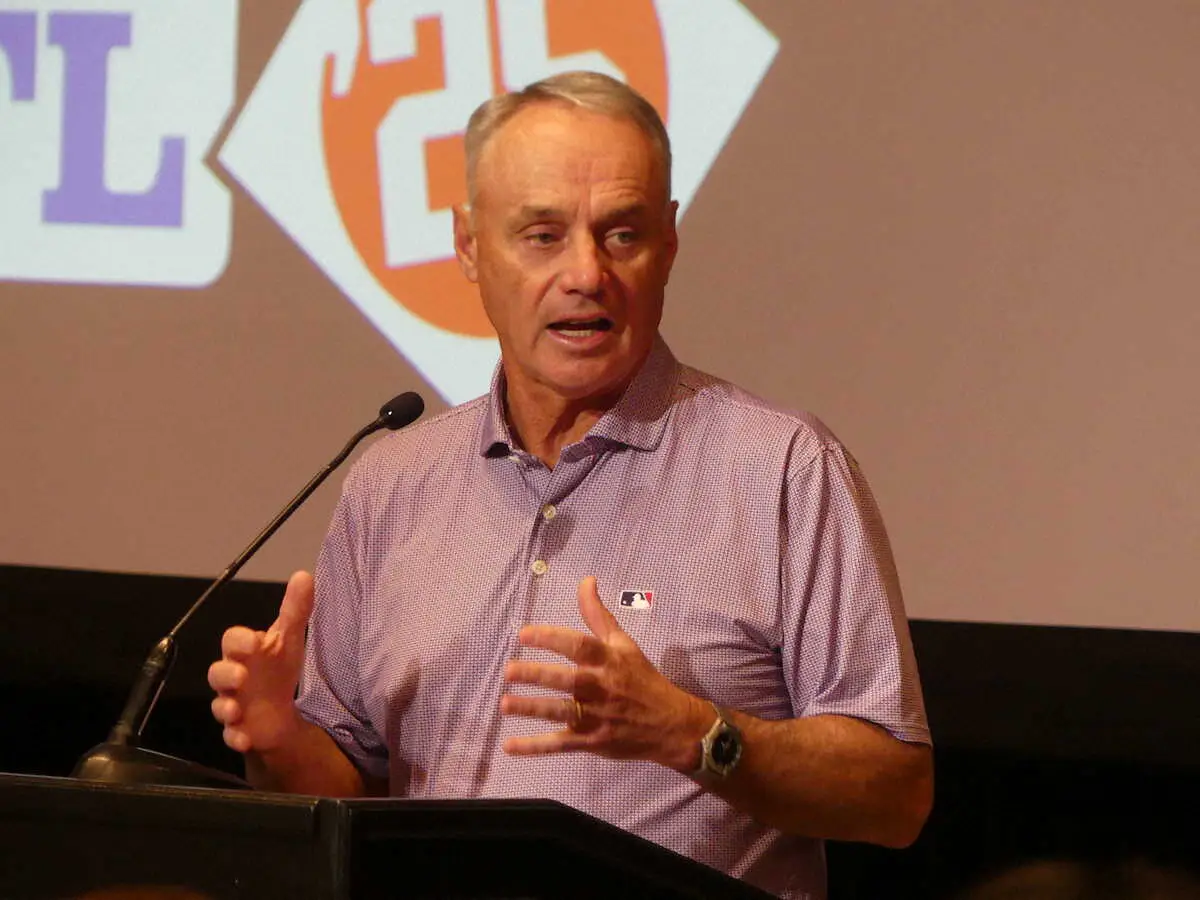 【画像・写真】MLBマンフレッド・コミッショナー　日本開幕シリーズ期待「興奮の度合いは計り知れない」