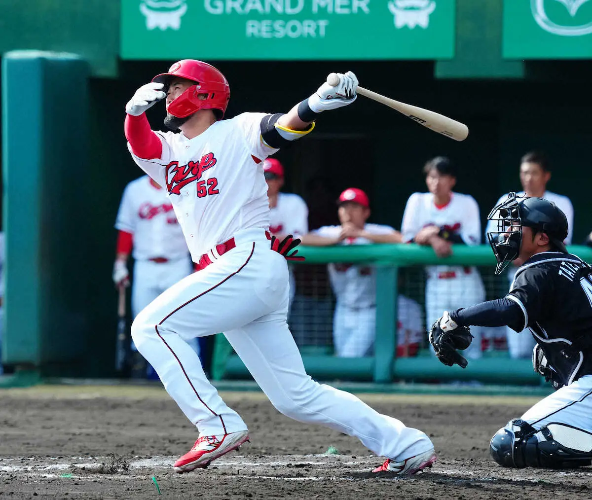 【画像・写真】広島・末包が今春対外試合1号　外野の定位置争い「一番最初に名前を呼ばれる選手に」