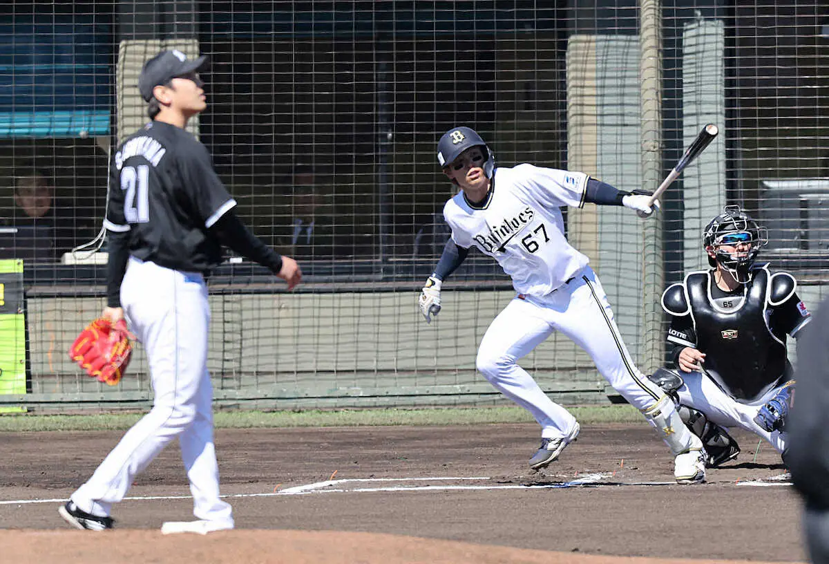 【画像・写真】オリックス・中川　「センター誰にも渡さない」　先頭打者弾で強烈アピール　ドラ1、新助っ人も狙う激戦区