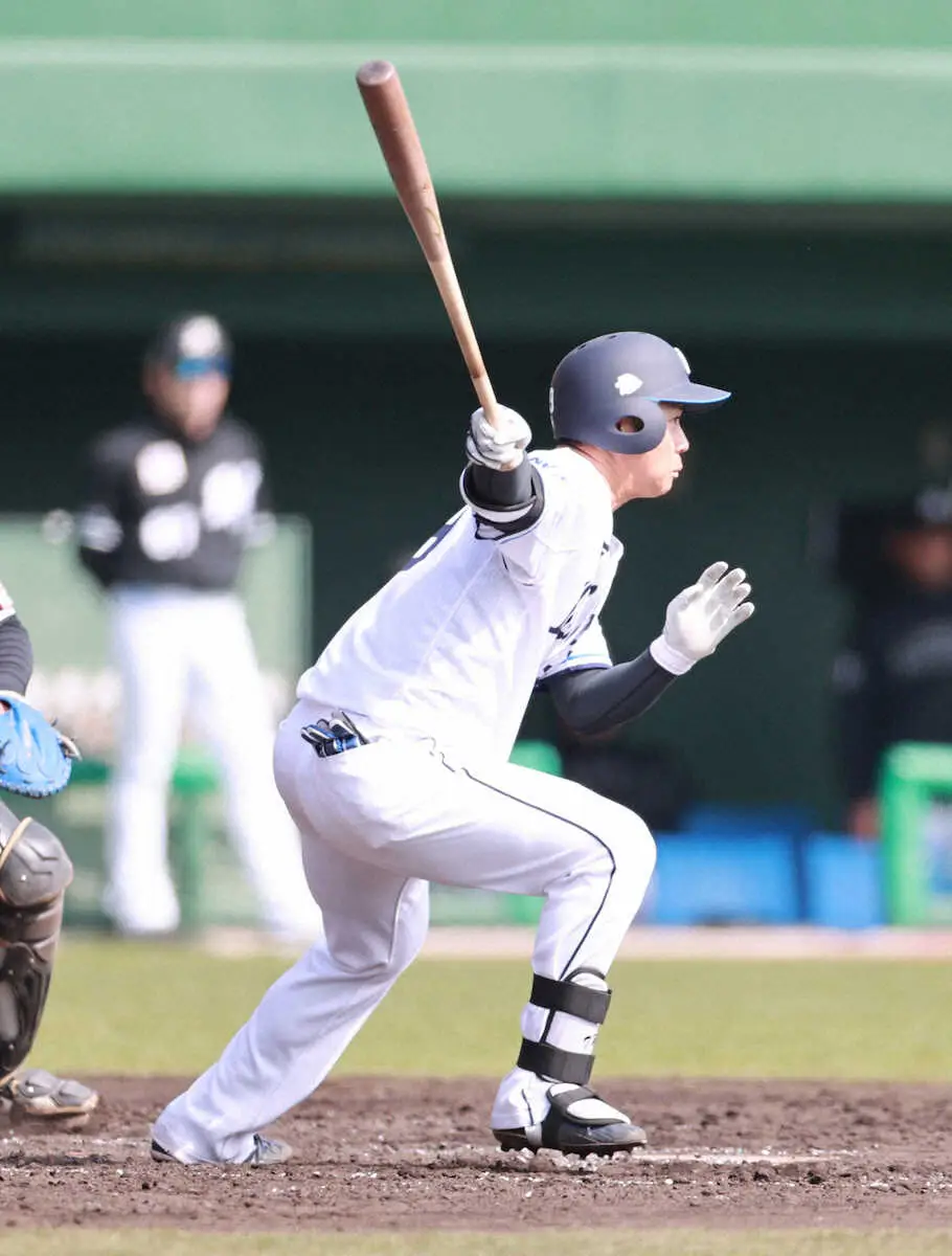 【画像・写真】西武・平沢が二塁獲りへ3安打！　現役ドラフトで加入　古巣ロッテ戦で快音「気合は入っていた」